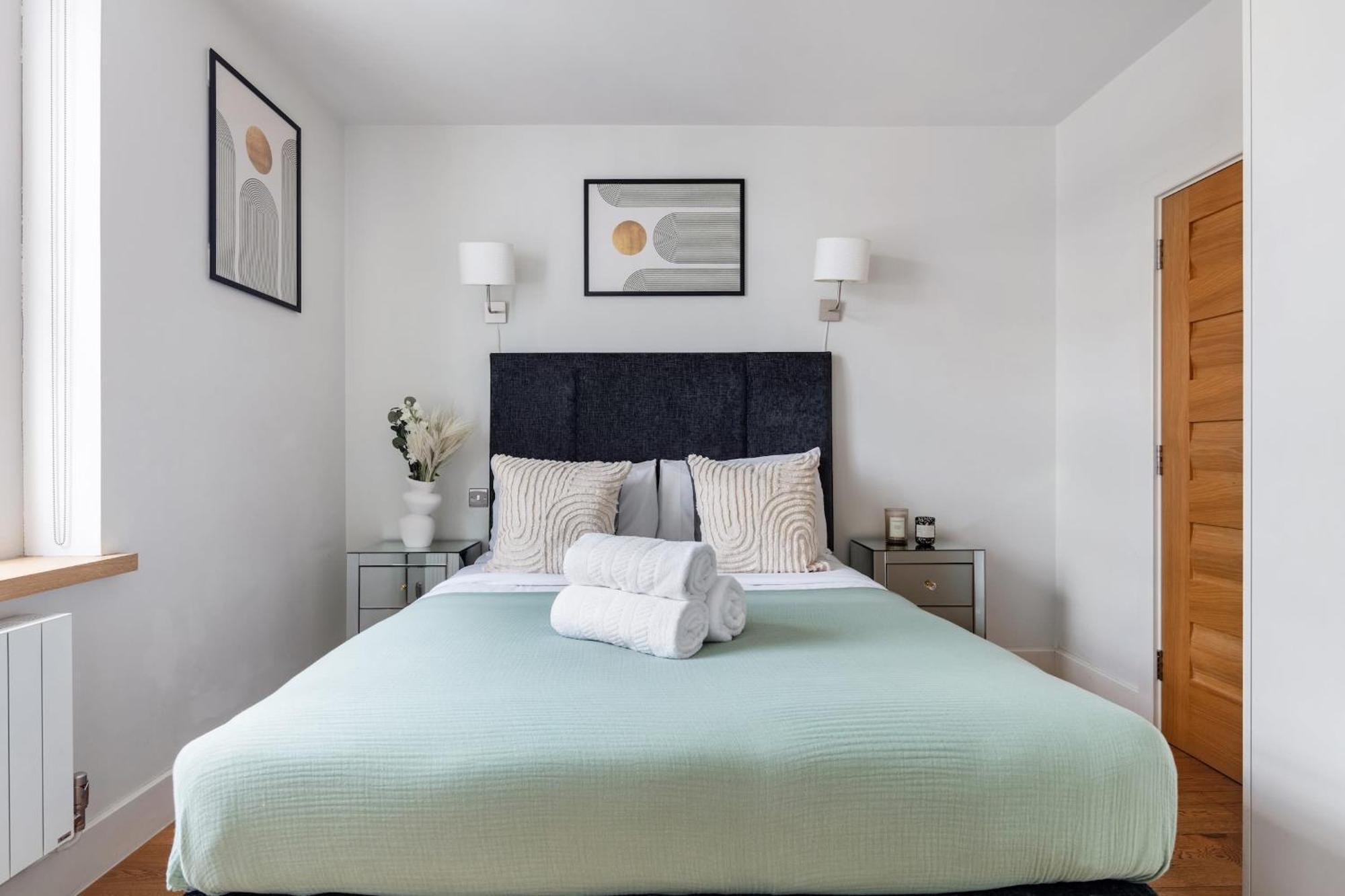 לונדון 2Br In Soho - Charlotte Street - Cityapartmentstay מראה חיצוני תמונה