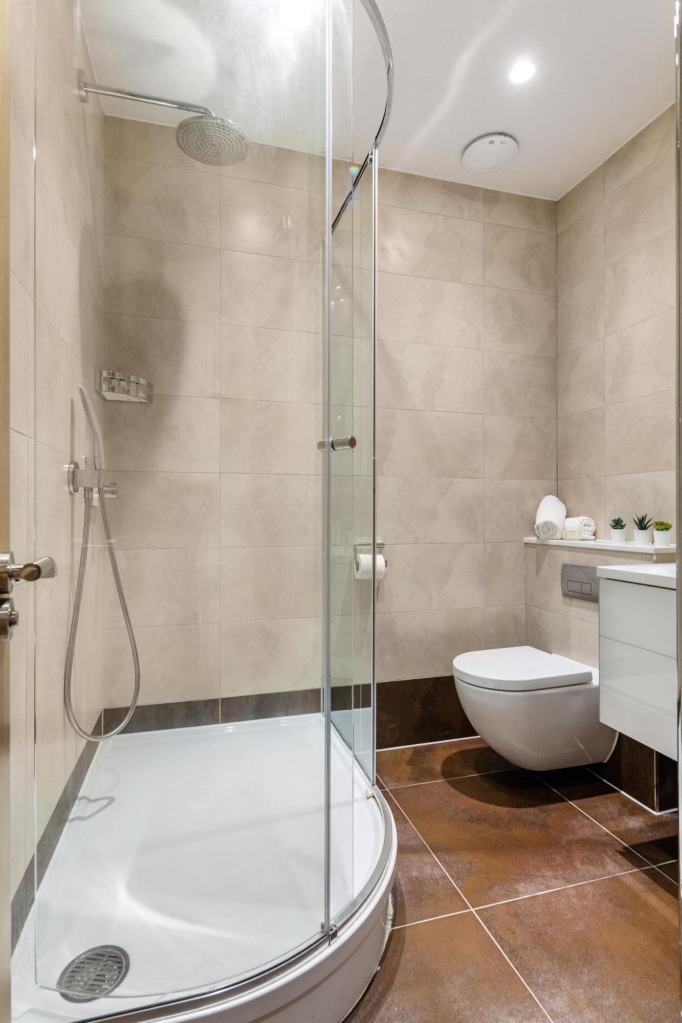 לונדון 2Br In Soho - Charlotte Street - Cityapartmentstay מראה חיצוני תמונה