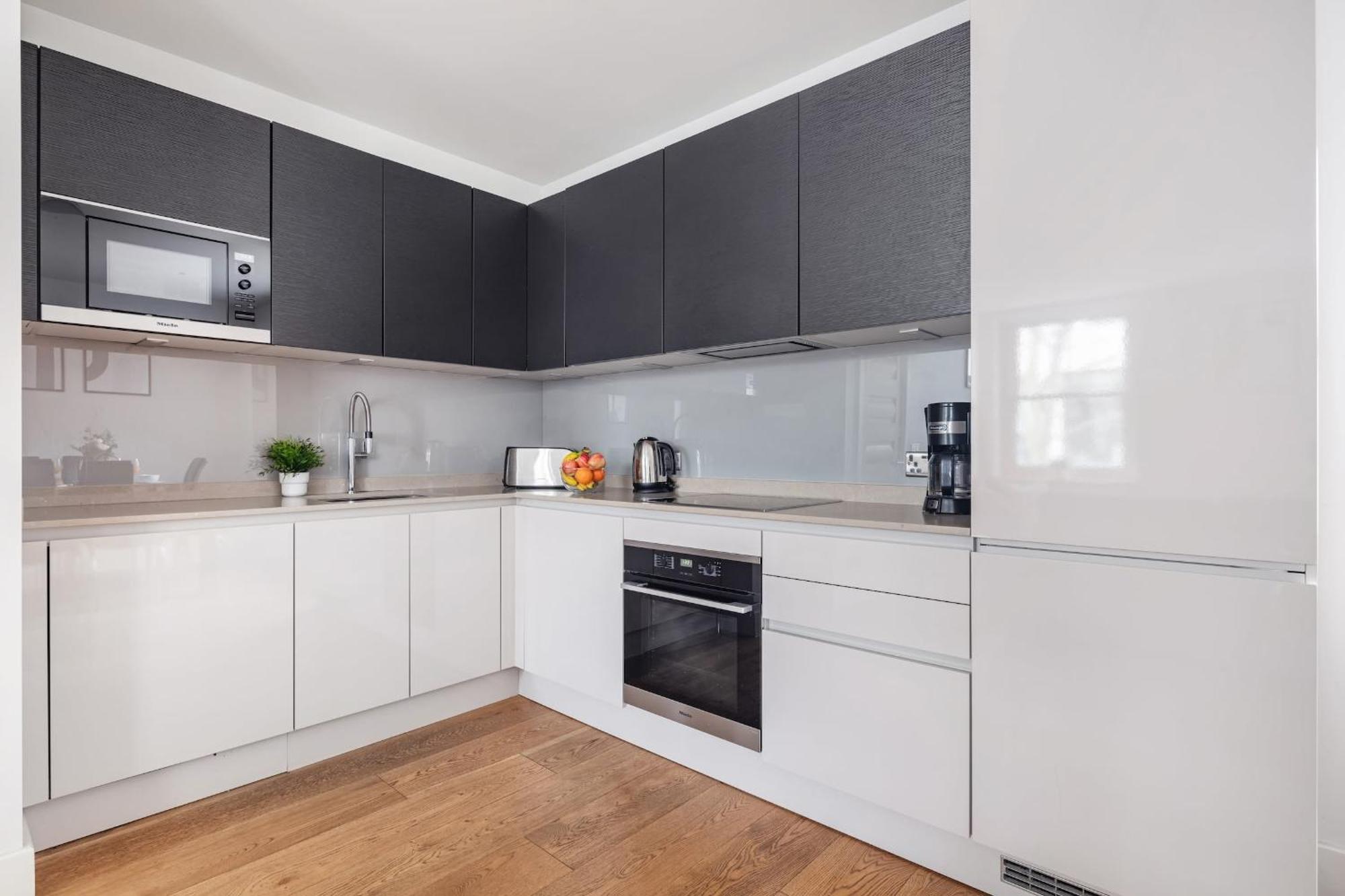 לונדון 2Br In Soho - Charlotte Street - Cityapartmentstay מראה חיצוני תמונה