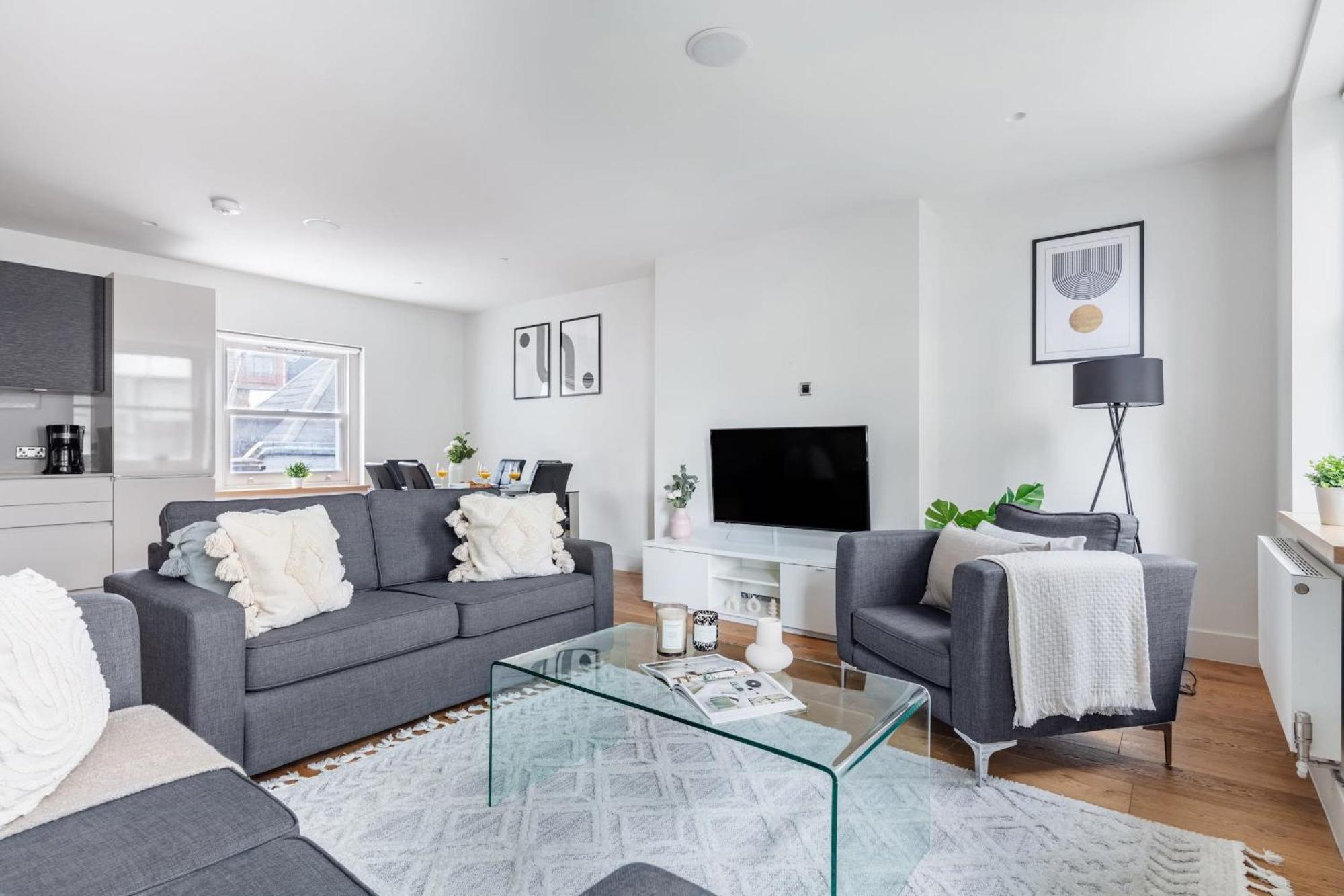 לונדון 2Br In Soho - Charlotte Street - Cityapartmentstay מראה חיצוני תמונה
